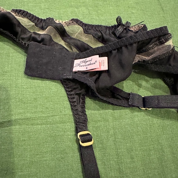 Agent Provocateur Evalyne Garter Belt size 2 - Picture 3 of 6